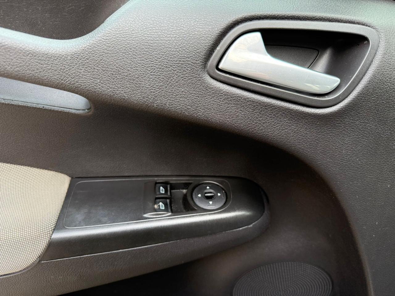 Ford Tourneo Courier 1.0 EcoBoost 100 CV Titanium