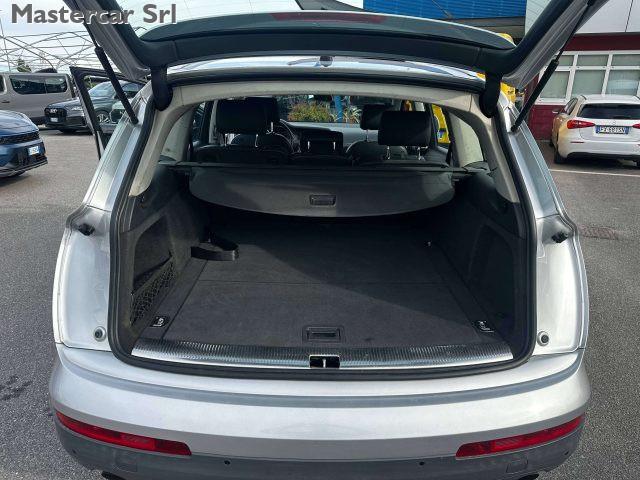 AUDI Q7 Q7 I 2006 3.0 V6 tdi quattro tiptronic DE836NF