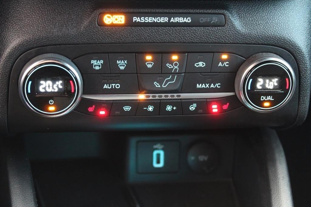 FORD Focus berlina 1.5 EcoBlue 120 CV ST-Line Aut. *LED