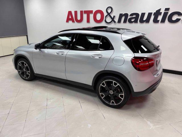 MERCEDES-BENZ GLA 220 PREMIUM 4MATIC AUTO