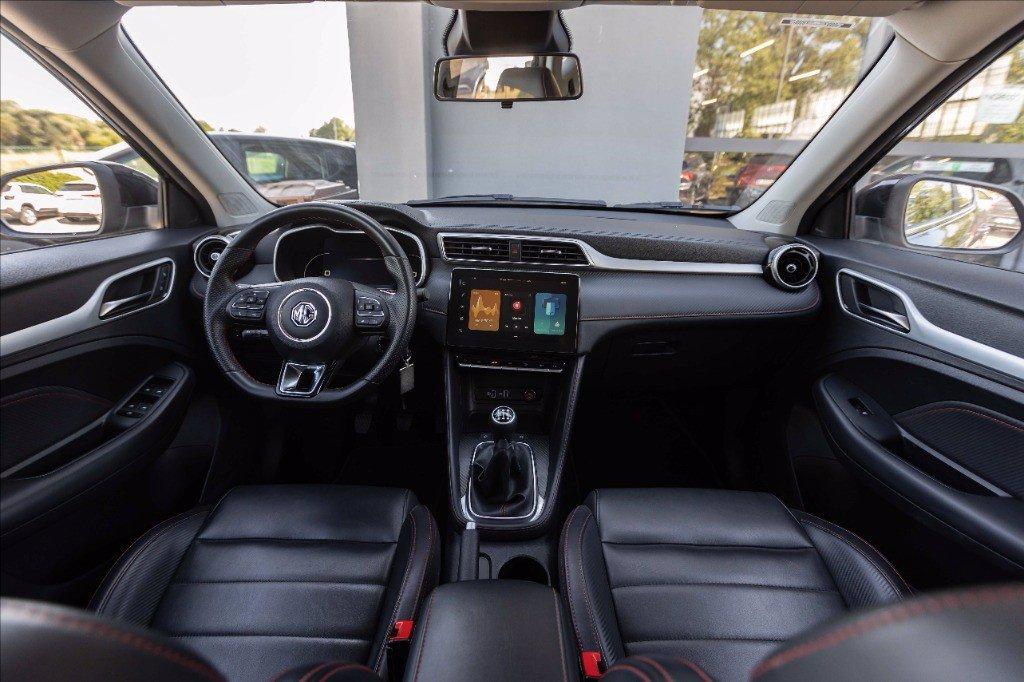 MG ZS 1.5 Luxury del 2024