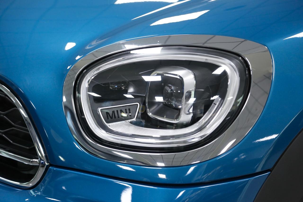 Mini Countryman Cooper SD ALL4 Yours auto