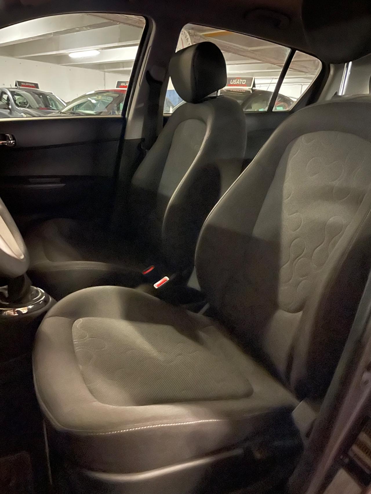 Hyundai i20 1.2 Neopatentati Euro 5 12.000 Km