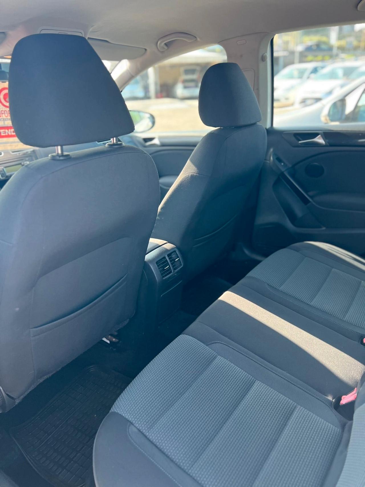 Volkswagen Golf 1.6 TDI DPF 5p. Highline
