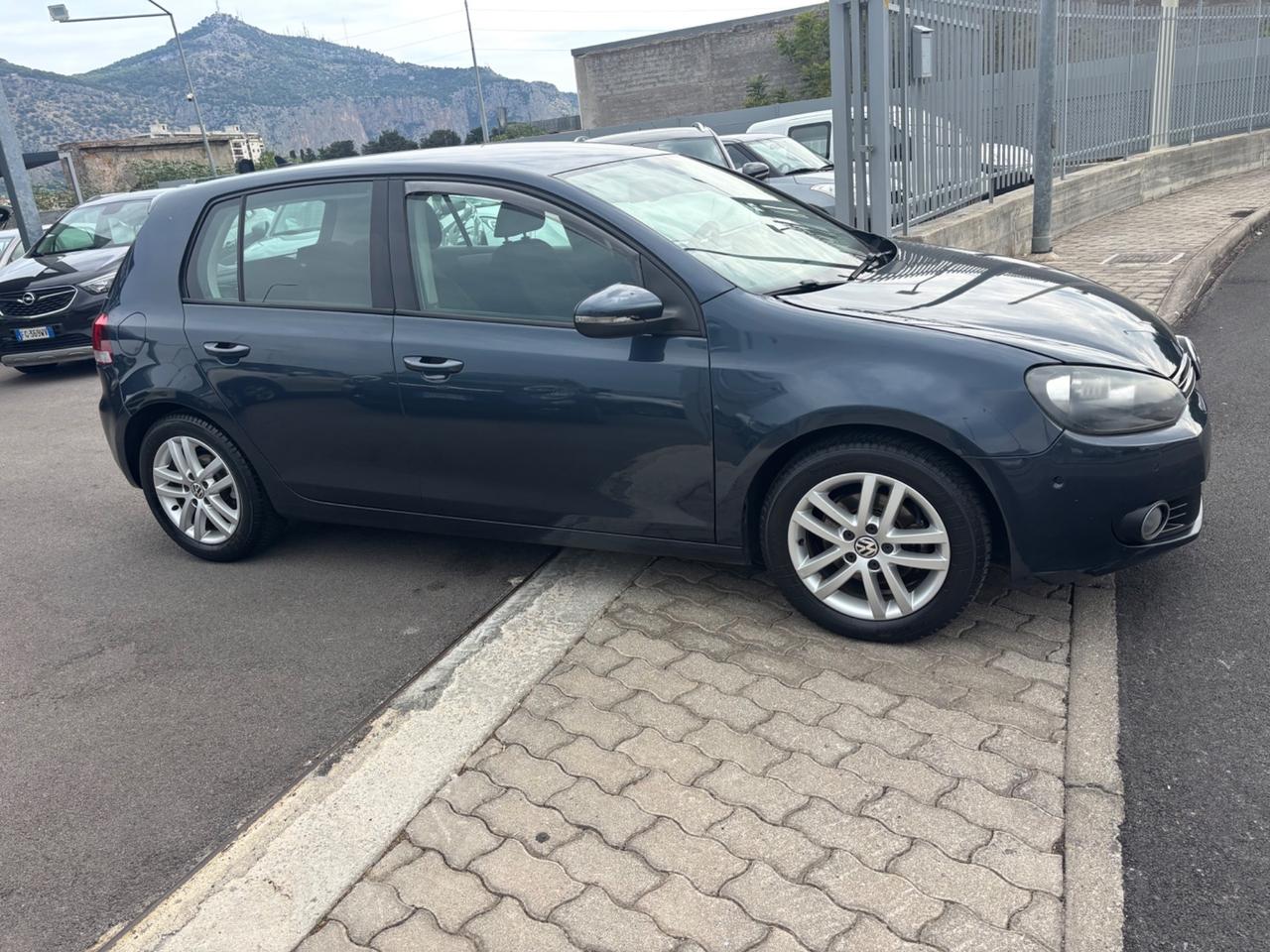 Volkswagen Golf 2.0 TDI 110CV DPF 5p. Comfortline