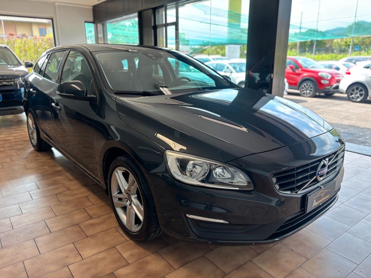 Volvo V60 2.0 d2 Summum geartronic*CINGHIA FATTA 134000KM*