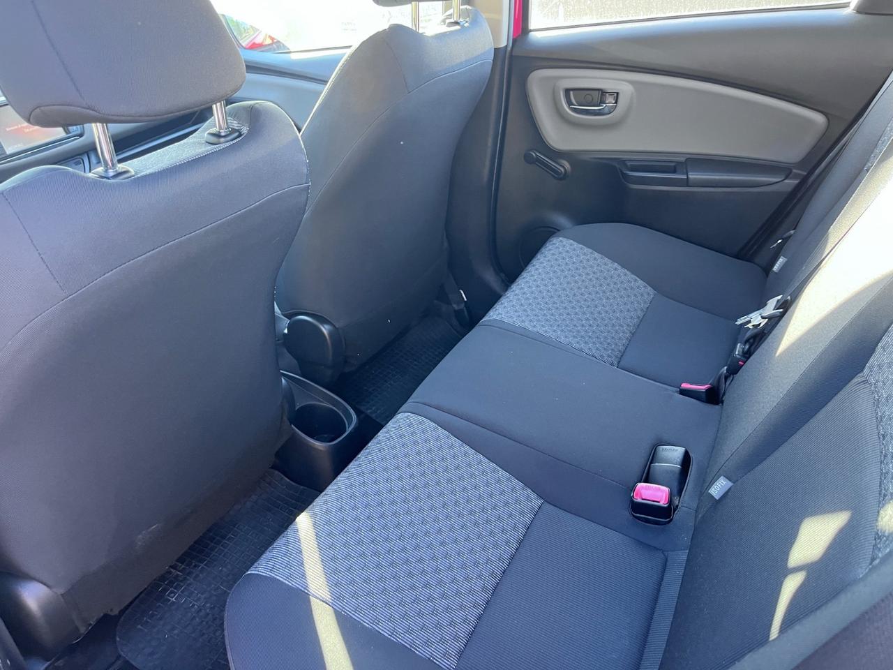 Toyota Yaris 1.0 5 porte