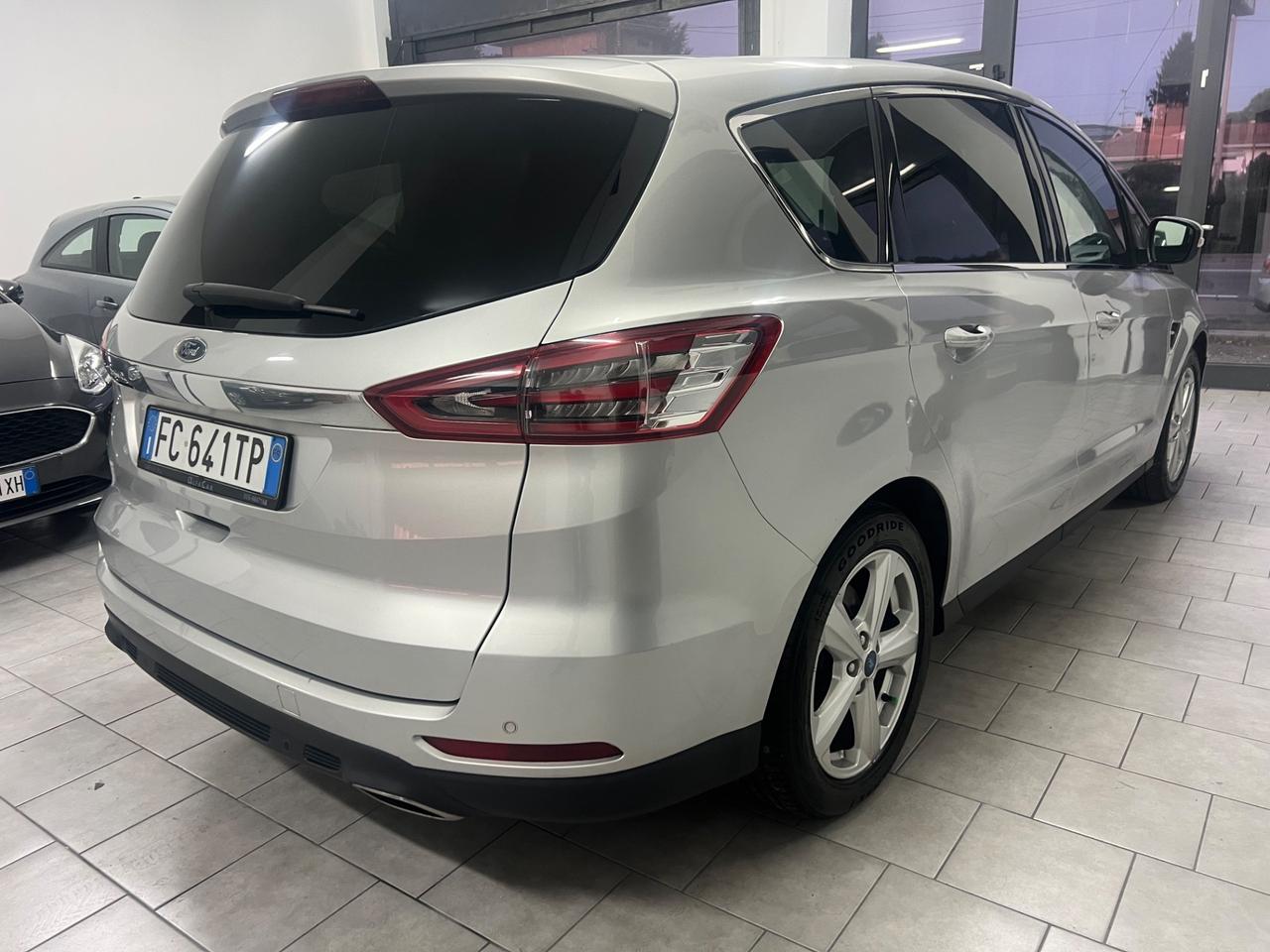 Ford S-Max 2.0 TDCi 180CV SETTE POSTI Powershift Titanium