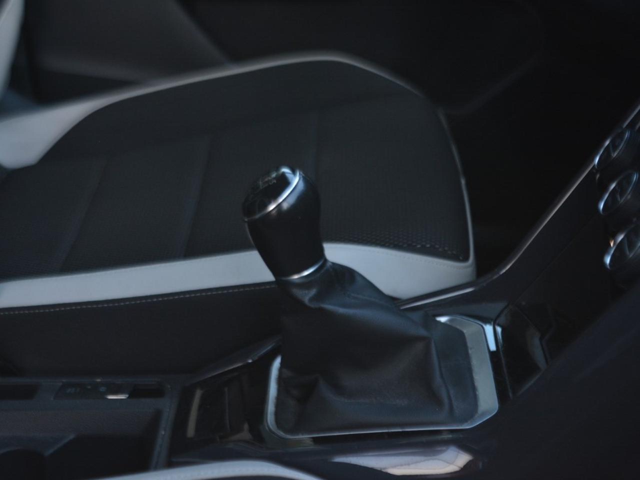 Volkswagen T-Roc 1.6 tdi scr advanced