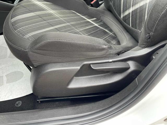 OPEL Corsa 1.4 90CV 5 porte b-Color