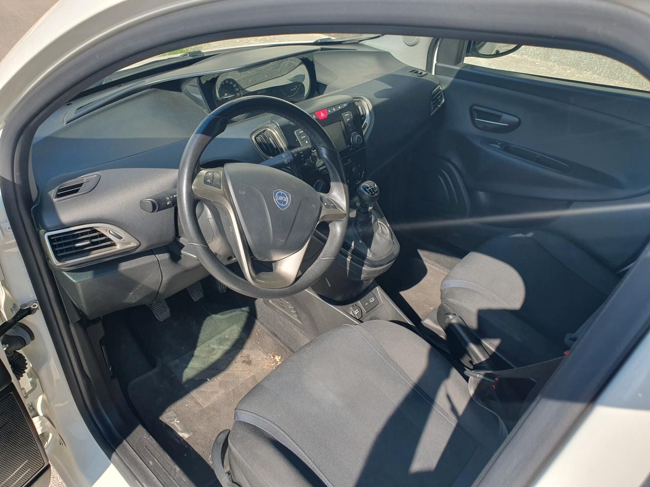 Lancia Ypsilon 1.2 70 CV 5 PORTE GOLD SU RICHIESTA ANCHE IMPIANTO GPL