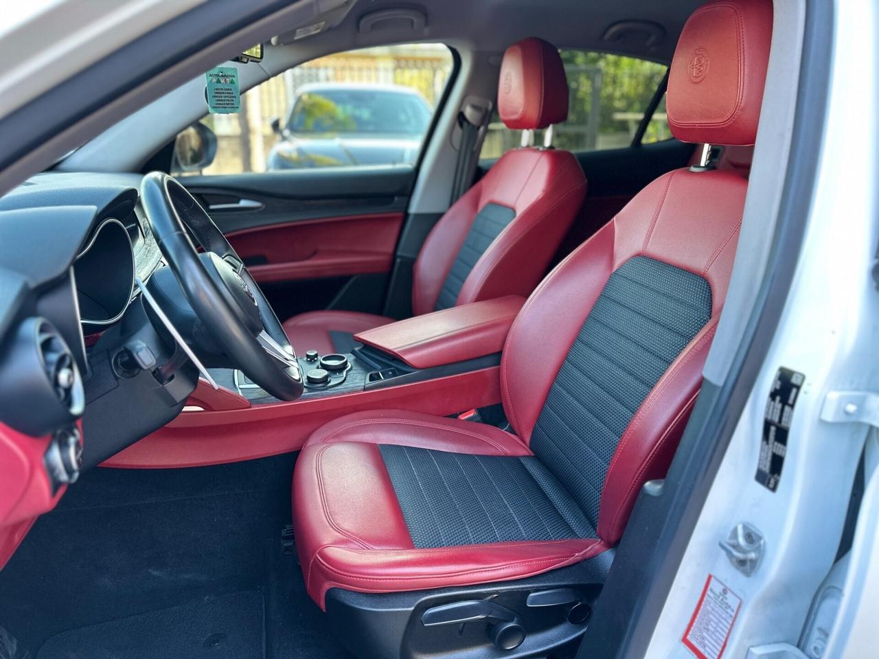 Alfa Romeo Stelvio 2.2 Turbodiesel 210 CV AT8 Q4 B