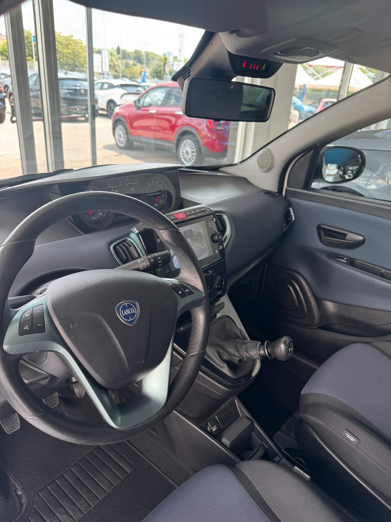 LANCIA YPSILON 1.0 HYBRID GOLD PLUS FULL OPTIONAL