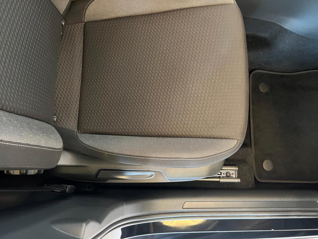 Volkswagen Polo 1.0 Life KM 23.414 ok neopatentati tagliandata vw prezzo reale senza finanziamento