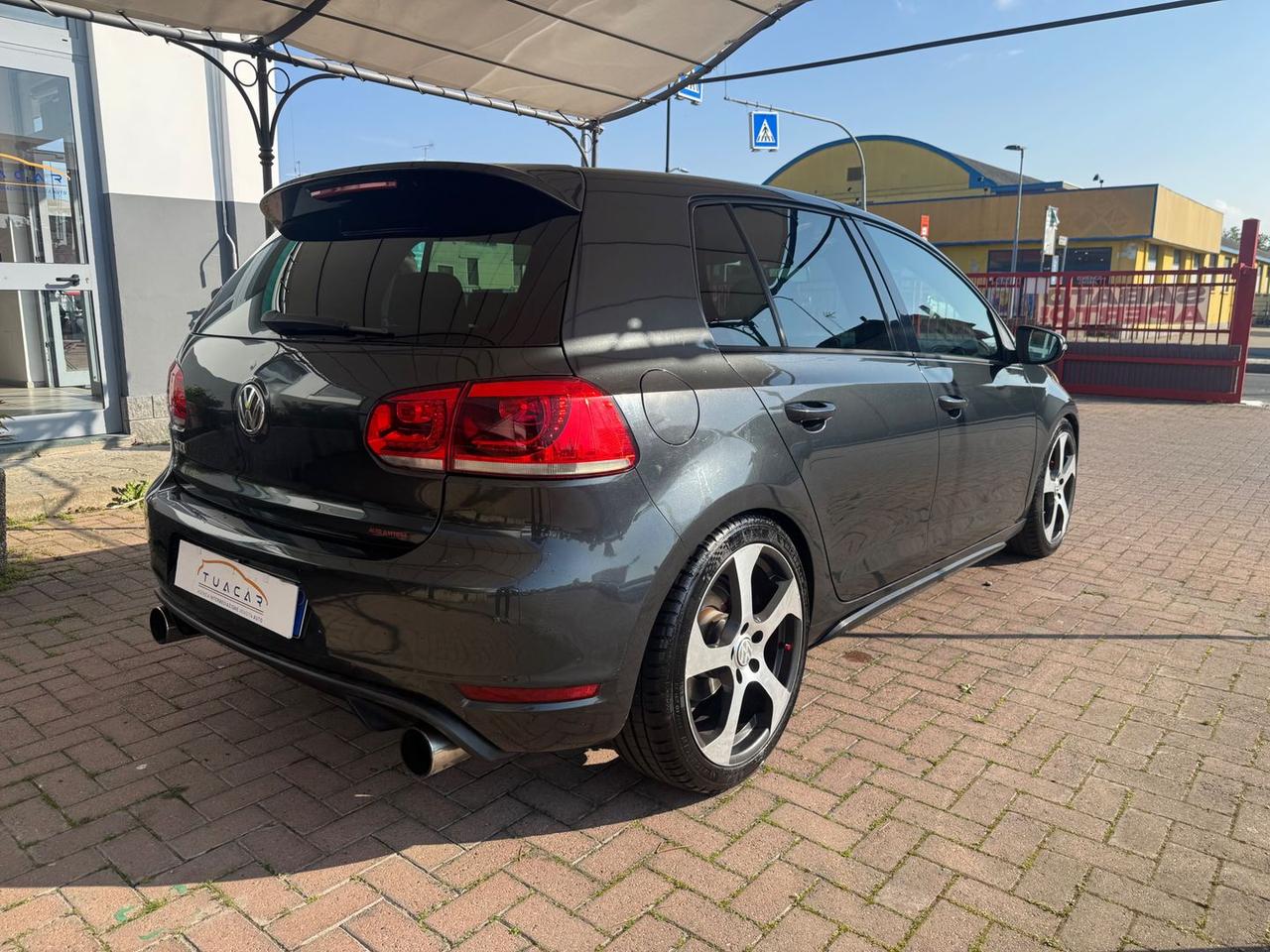 Volkswagen Golf GTI 2.0 GTI #10530