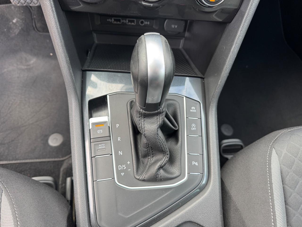 Volkswagen Tiguan 2.0 TDI R-LINE DSG