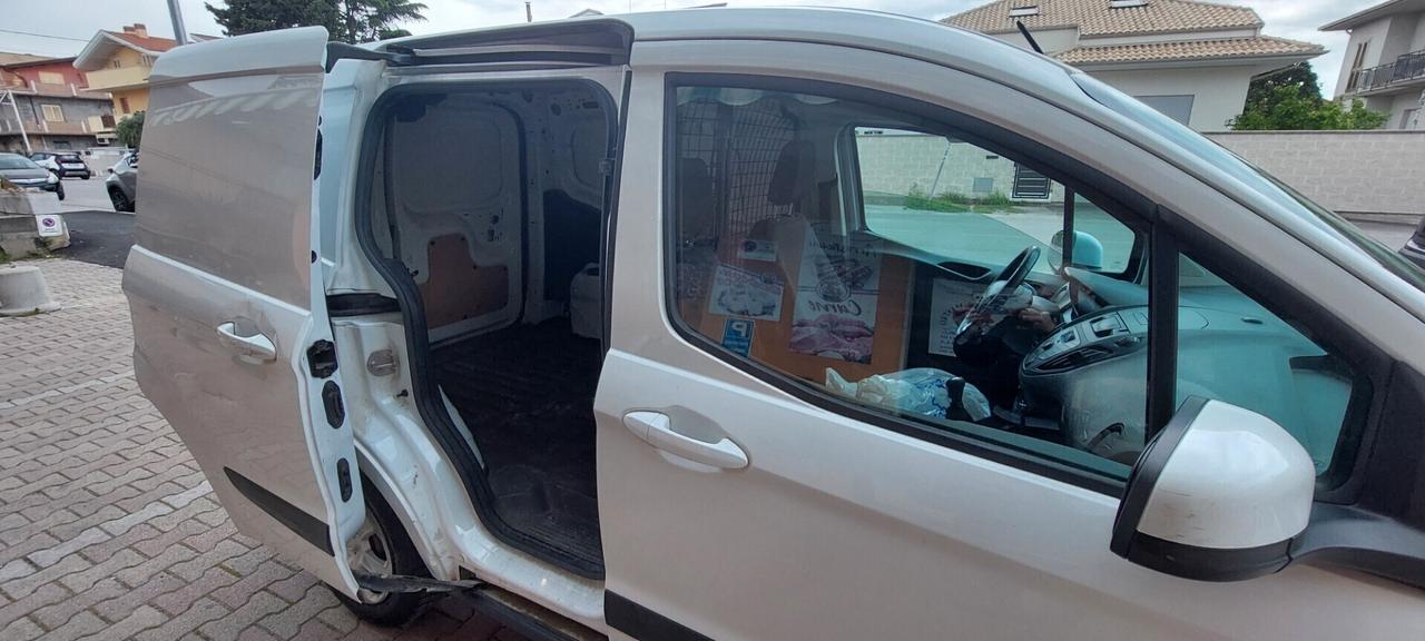 FORD TRANSIT COURIER 1,5 DIESEL 80 CV TELEFONO USB IMPECCABILE PREZZO COMPRESO IVA