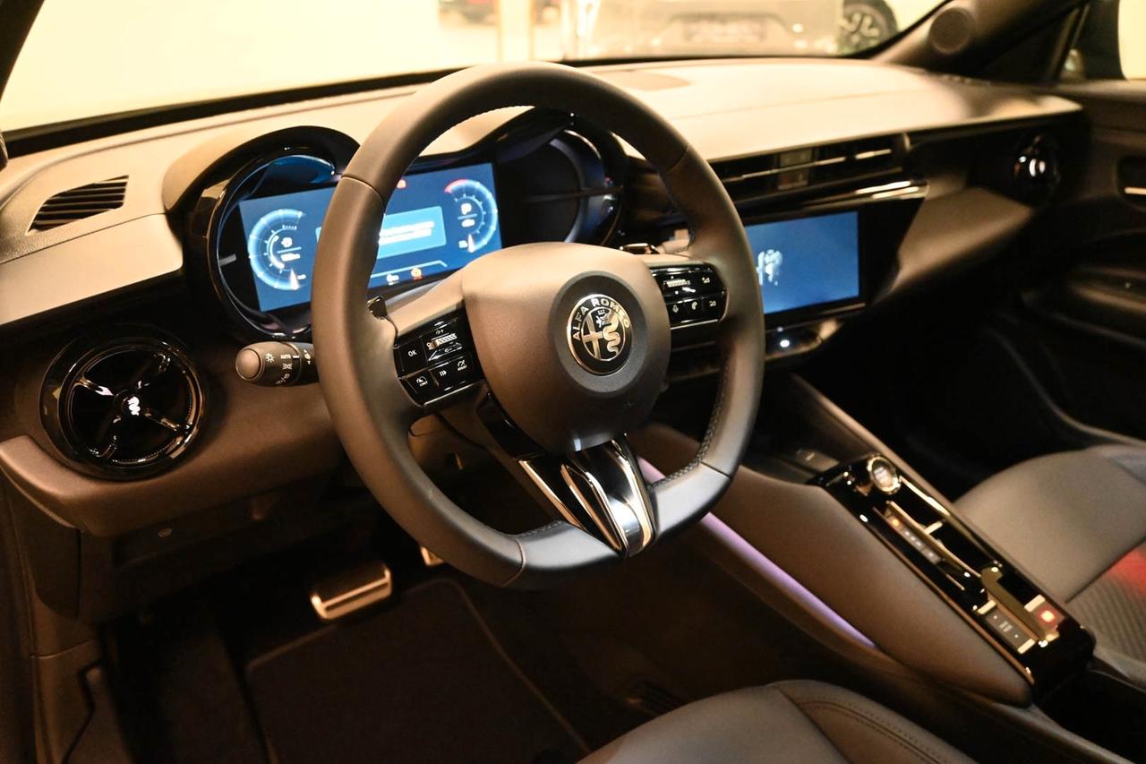 ALFA ROMEO Junior Junior 1.2 136 CV Hybrid eDCT...