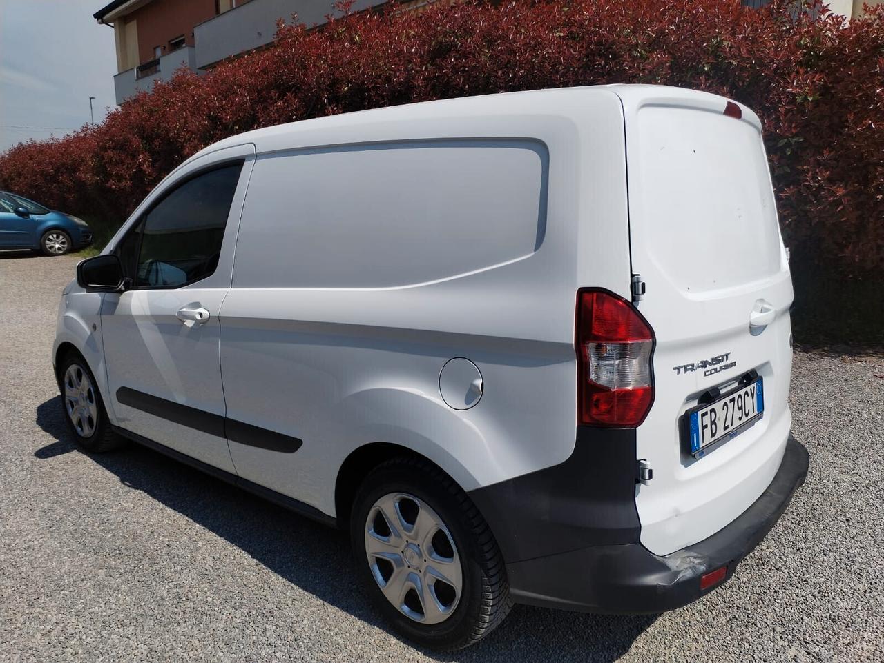 Ford Courier 1.5 TDCi 75CV Van Trend