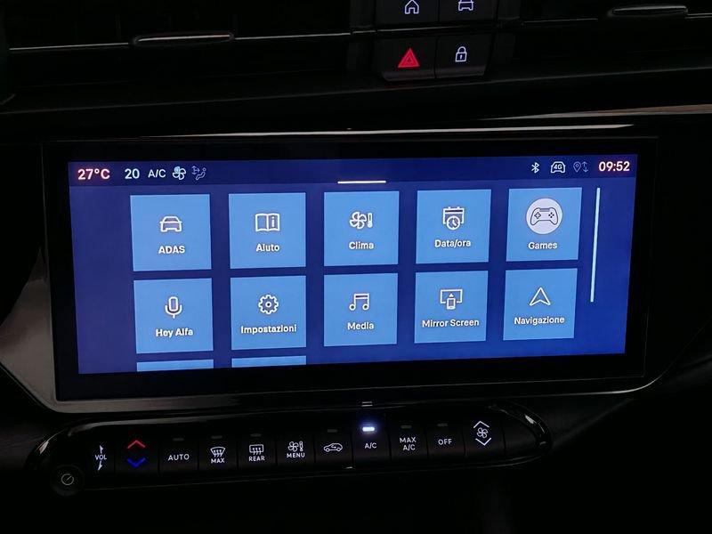 Alfa Romeo Junior 1.2 136 CV Hybrid eDCT6 Speciale IVA ESPOSTA