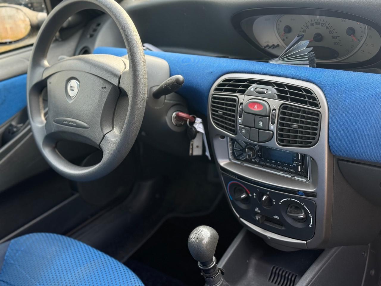 Lancia Y 1.2i cat LS