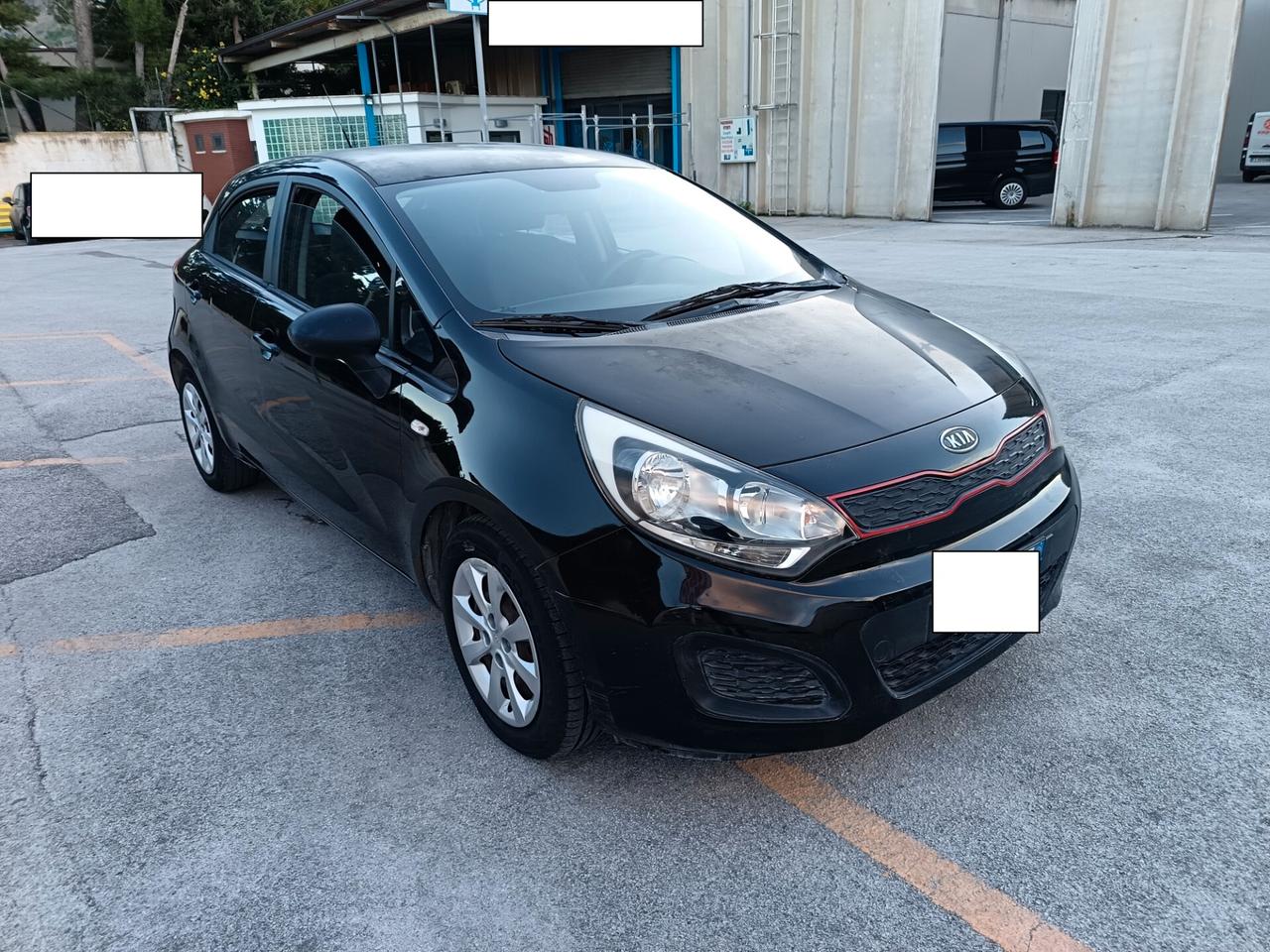 Kia Rio 1.1 CRDi km 145000 Ok neopatentati