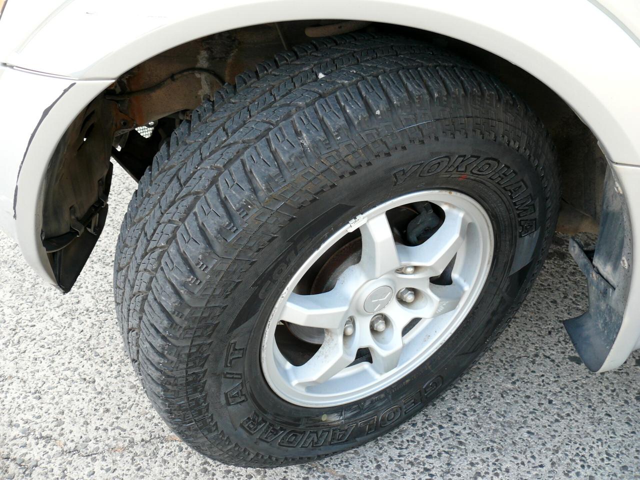Mitsubishi Pajero 3.2 16V DI-D 5p. GLS2 Autocarro