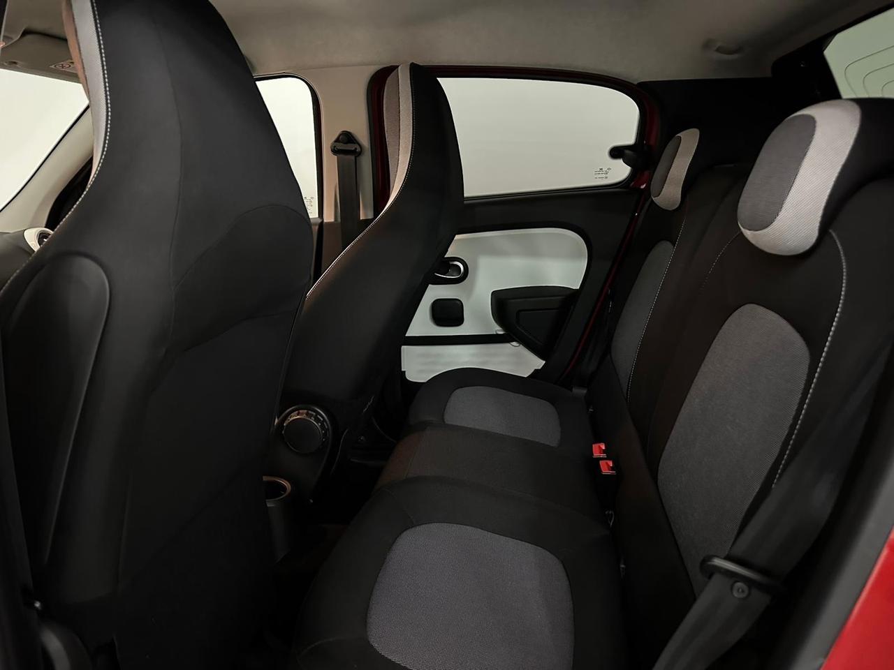 RENAULT TWINGO LIMITED AUTOMATICA