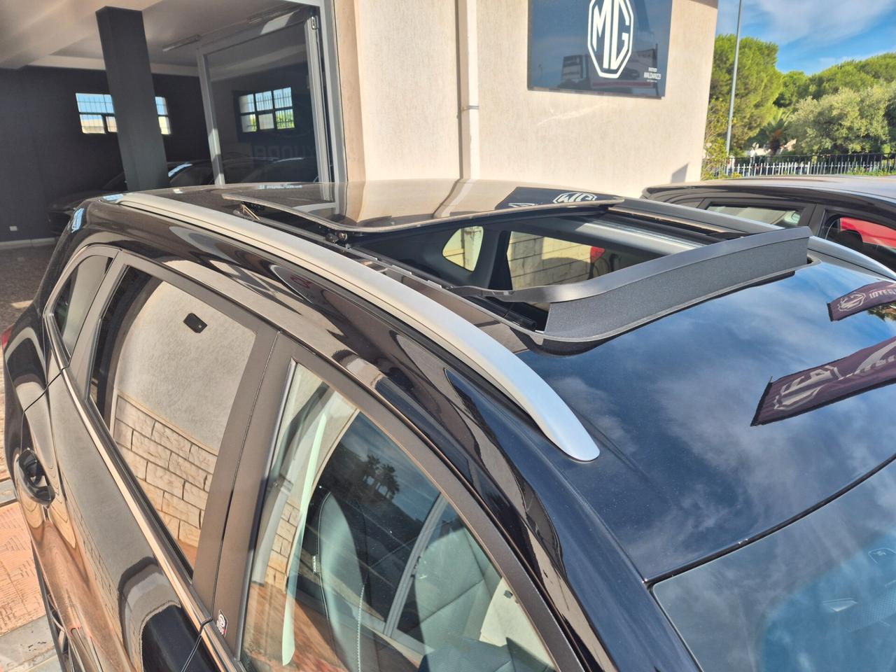 ZS Hybrid+ Luxury TETTO APRIBILE