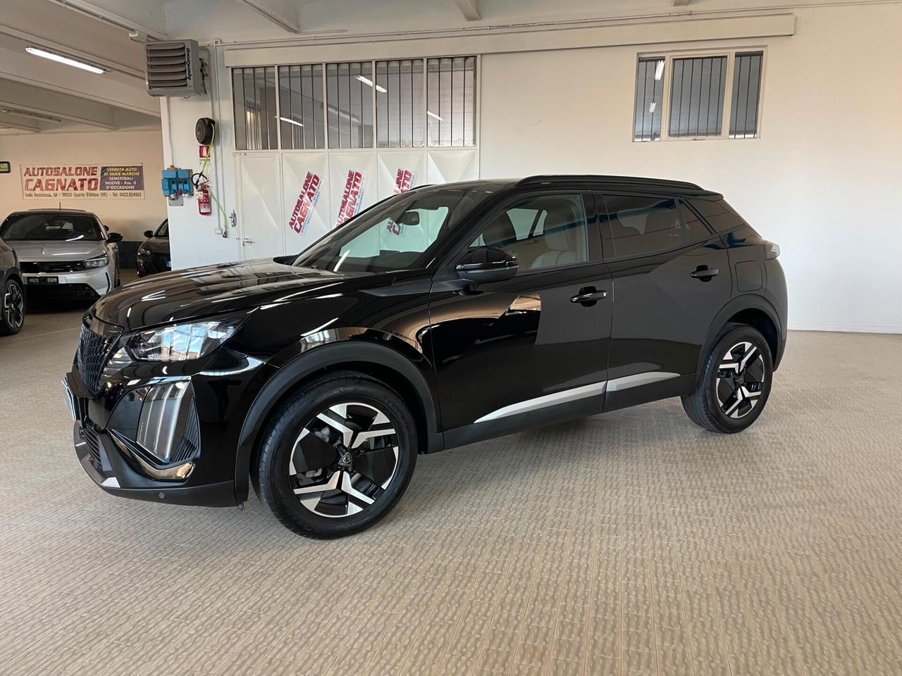 Peugeot 2008 100cv Allure 2025 NERO metalizzato