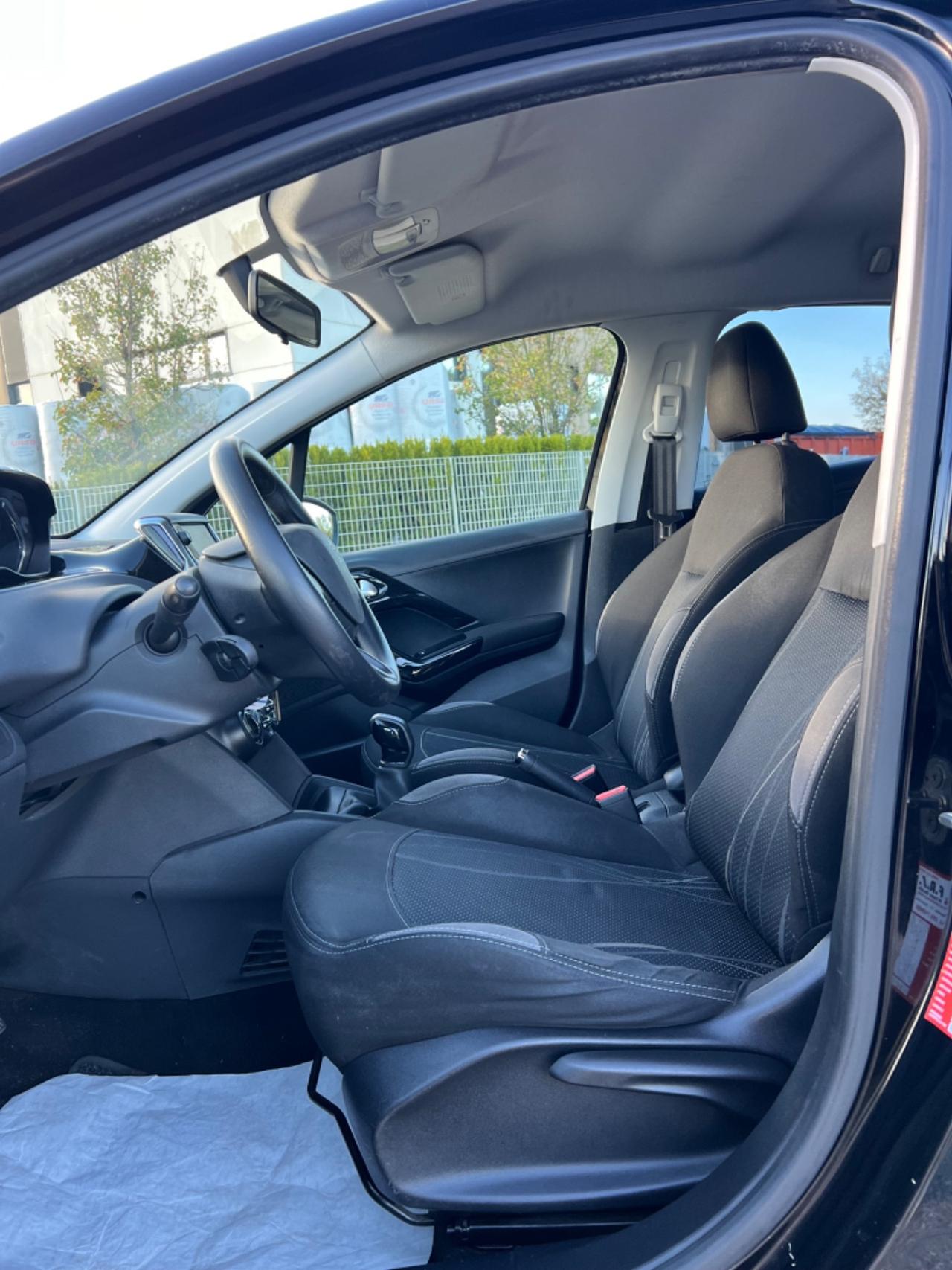 Peugeot 208 1.2 VTi 82 CV 5 porte Active