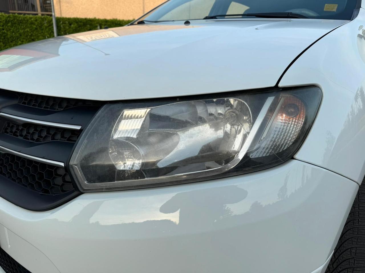 Dacia Sandero 1.2 75CV Lauréate
