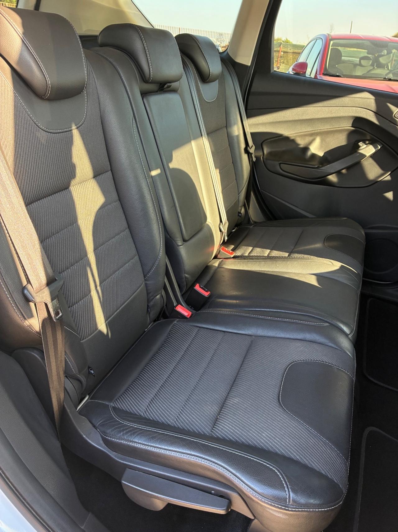 Ford Kuga 2.0 TDCI 120 CV S&S 2WD Titanium