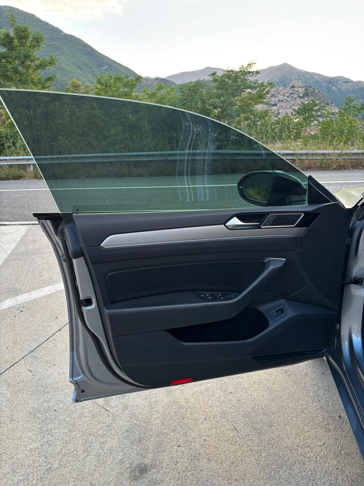 VOLKSWAGEN ARTEON 2.0 BI-TURBO 240CV R-LINE