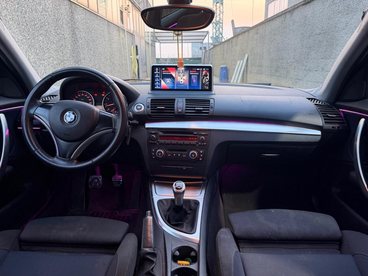 BMW 116i BENZINA EURO4 GANCIO TRAINO NEOPATENTATI