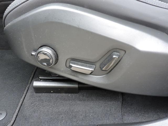 VOLVO XC60 T6 Plug-in hybrid AWD automatico Ultra Dark