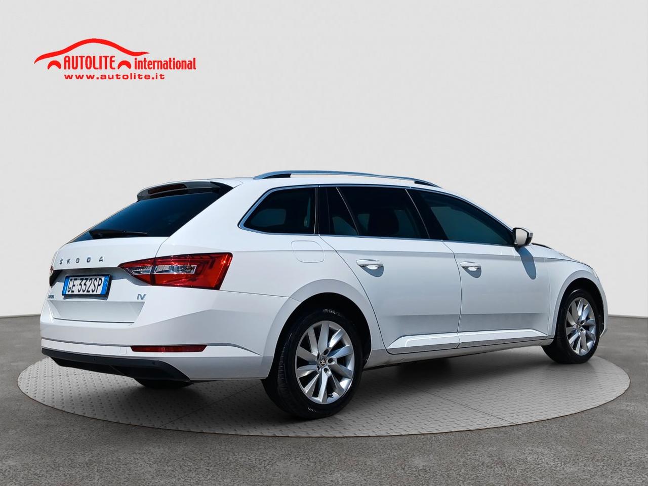 Skoda Superb iV Wagon Superb Wagon iV 1.4 tsi phev Executive dsg