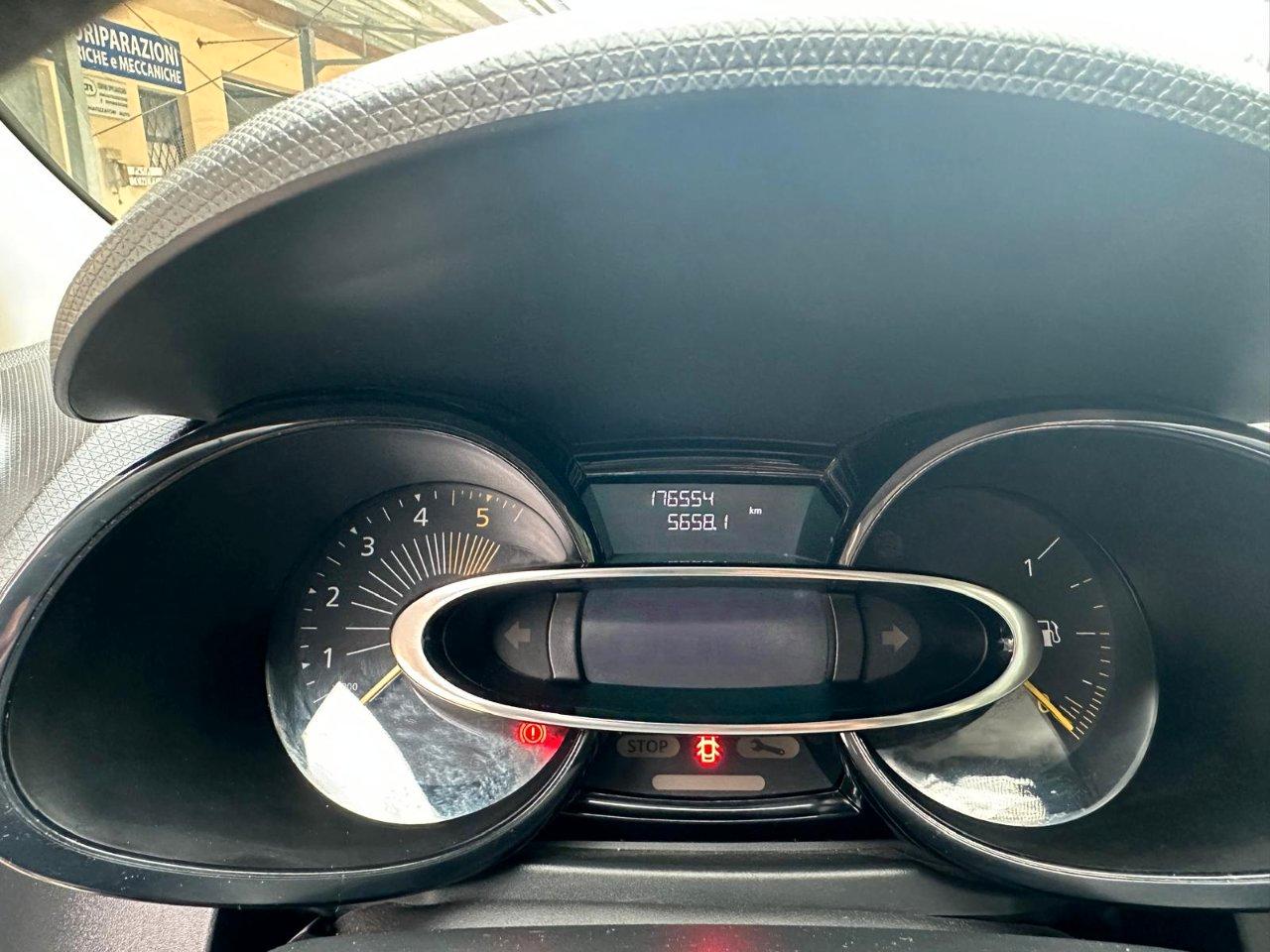 Renault Clio 5 Porte Clio 5p 1.5 dci energy s&s 75cv E6 OK NEOPATENTATO