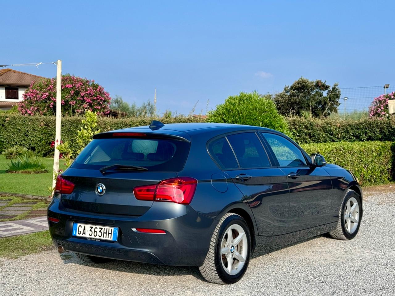 Bmw 116 116d 5p. Efficient Dynamics Business