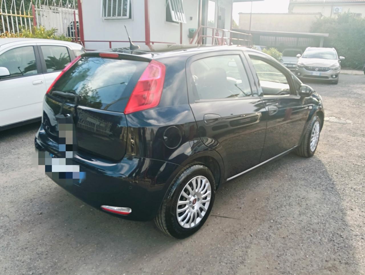 Fiat Punto 1.3 MJT II S&S 95 CV 5 porte Street