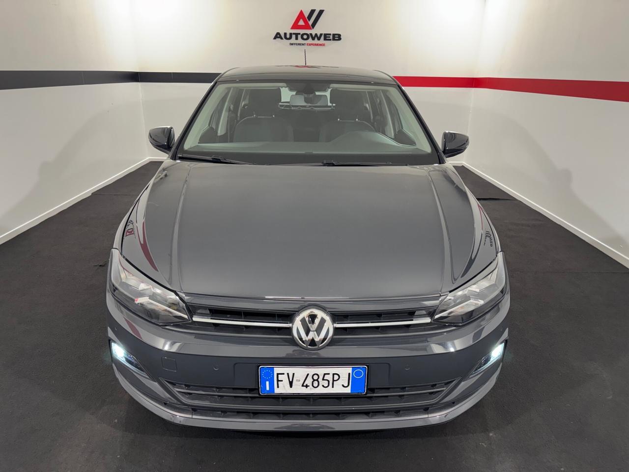 Volkswagen Polo BLUEMOTION TECHNOLOGY, SENSORI ANT & POS, RICARICA WIRELESS, APLLECARPLAY ANDROI