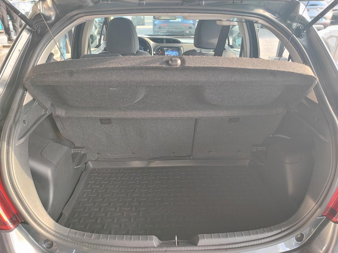 Toyota Yaris 1.5 Hybrid 5 porte Active