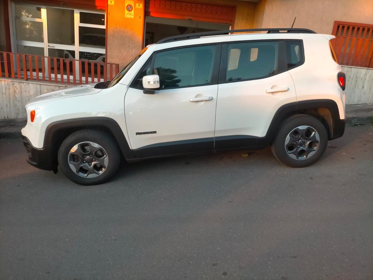 Jeep Renegade 1.6 Mjt 105 CV LONGITUDE X NEOPATENTATI