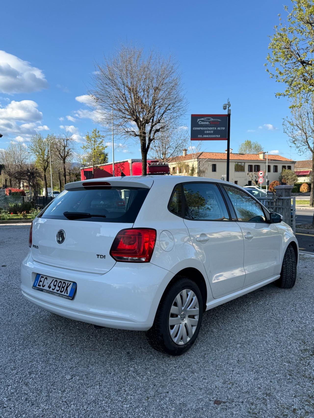 Volkswagen Polo 1.6 TDI DPF 5 porte Comfortline ok neopatentati