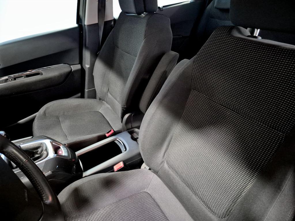 Peugeot 5008 1.6 hdi 8v Active (tecno) 112cv