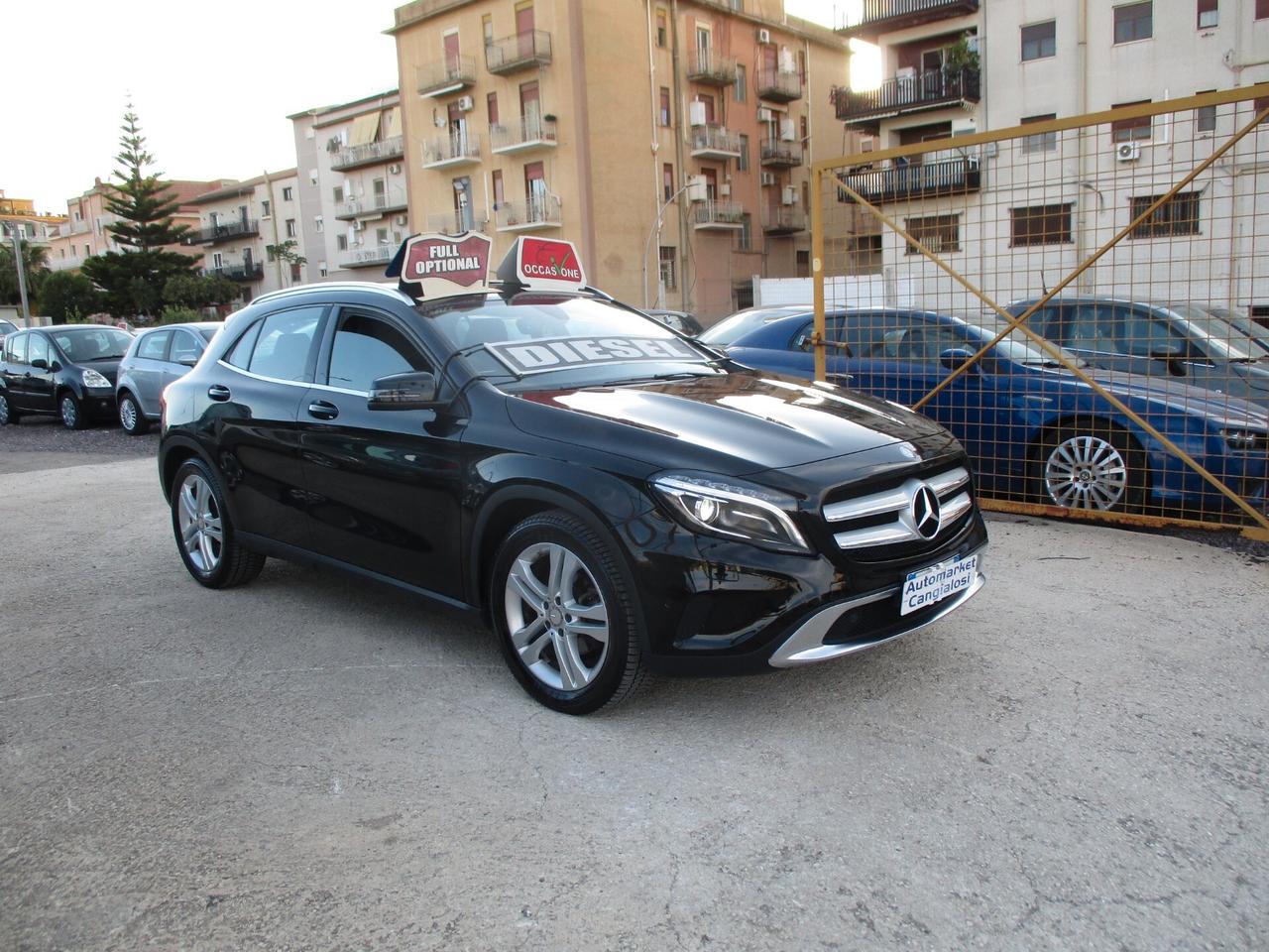Mercedes-benz GLA 200 d Automatic PARI AL NUOVO