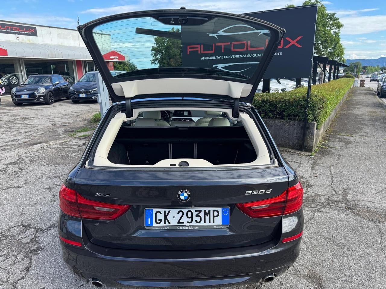 BMW 530d xDrive Touring Sport - IMPECCABILE