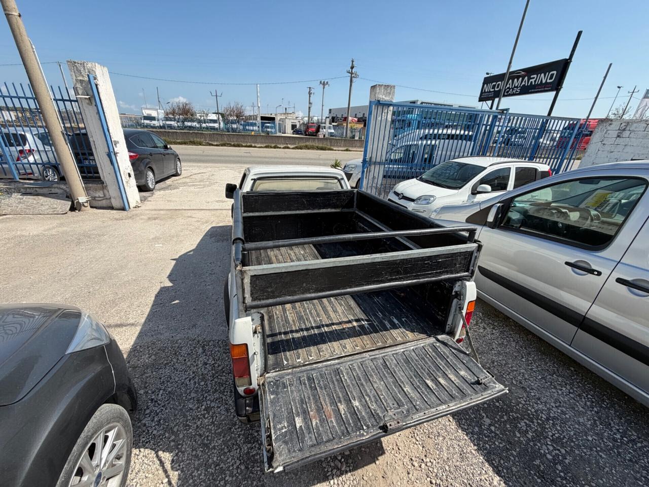 Volkswagen Caddy pick-up