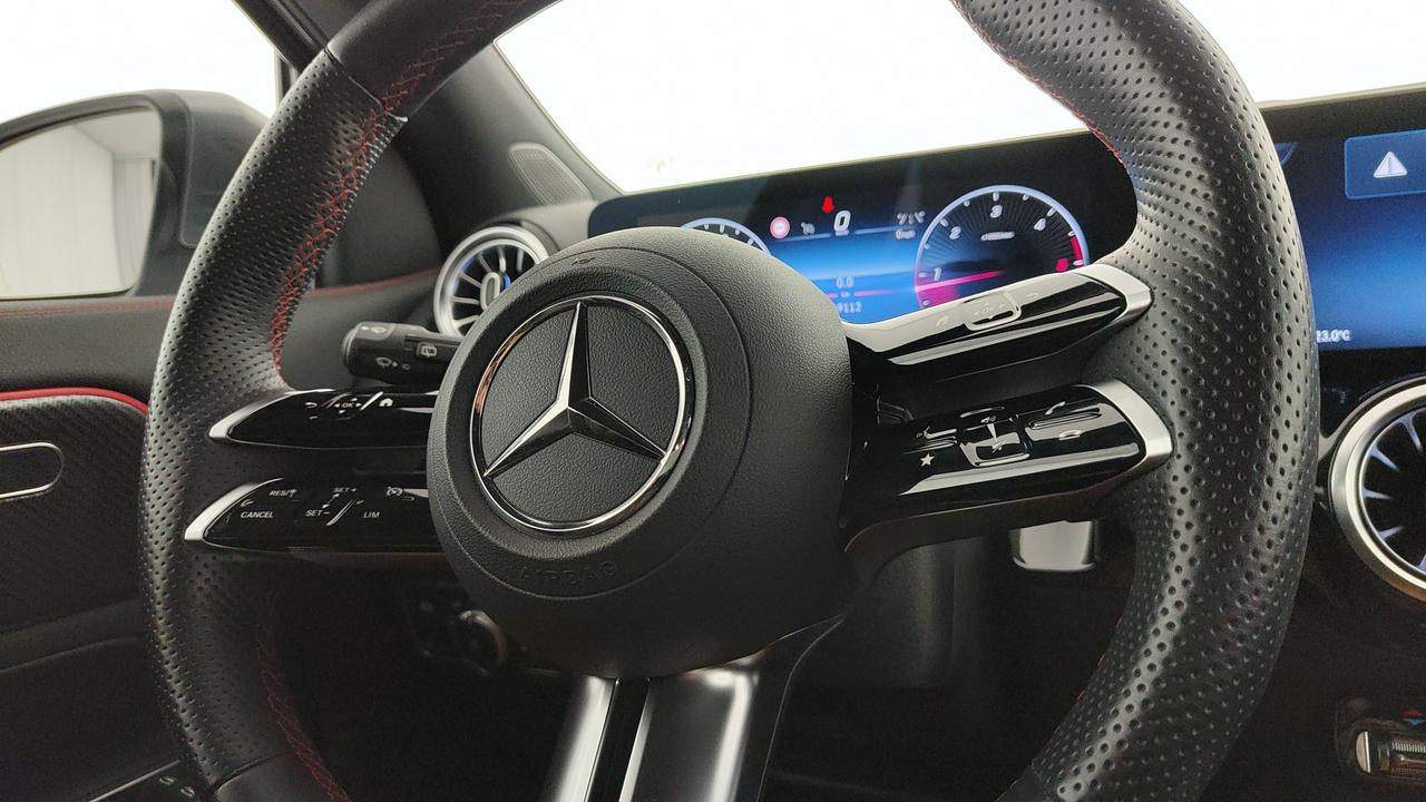 Mercedes-Benz GLA 180 d AMG Line Advanced Plus auto