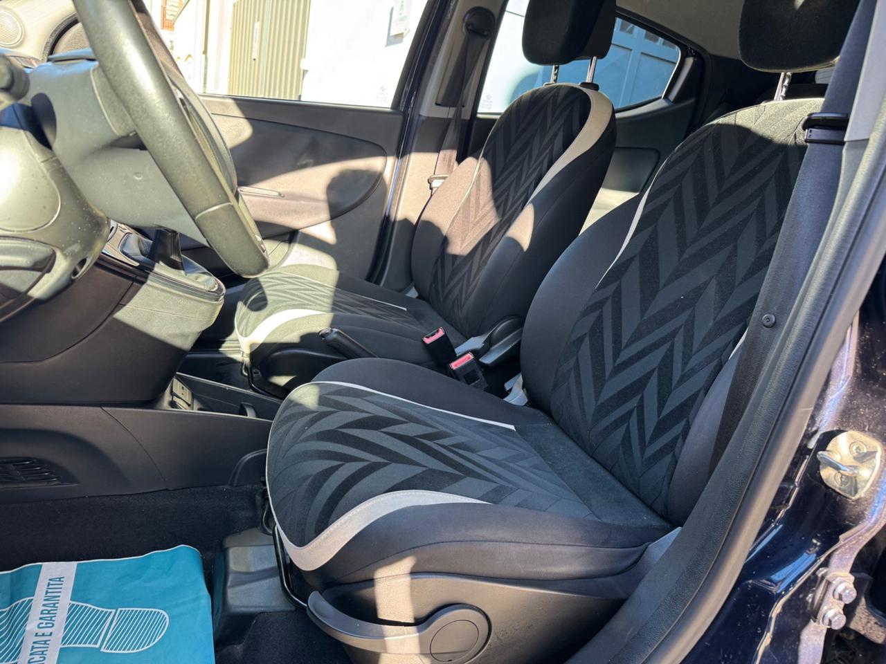 Lancia Ypsilon 1.2 69 CV 5 porte GPL Ecochic Unyca